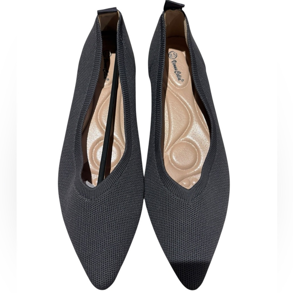 Venus Celia Grey Knit Flats Sz 41 new!